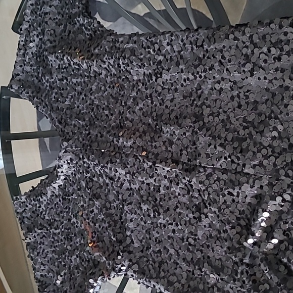 Forever 21 Sequin Mini Dress ❤️ - Picture 5 of 6